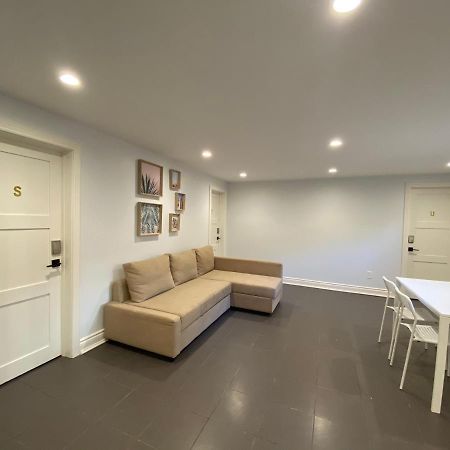 Yonge And Finch Subway !S Spacious And Modern Private Bd With Shared Bathroom Toronto Exteriör bild
