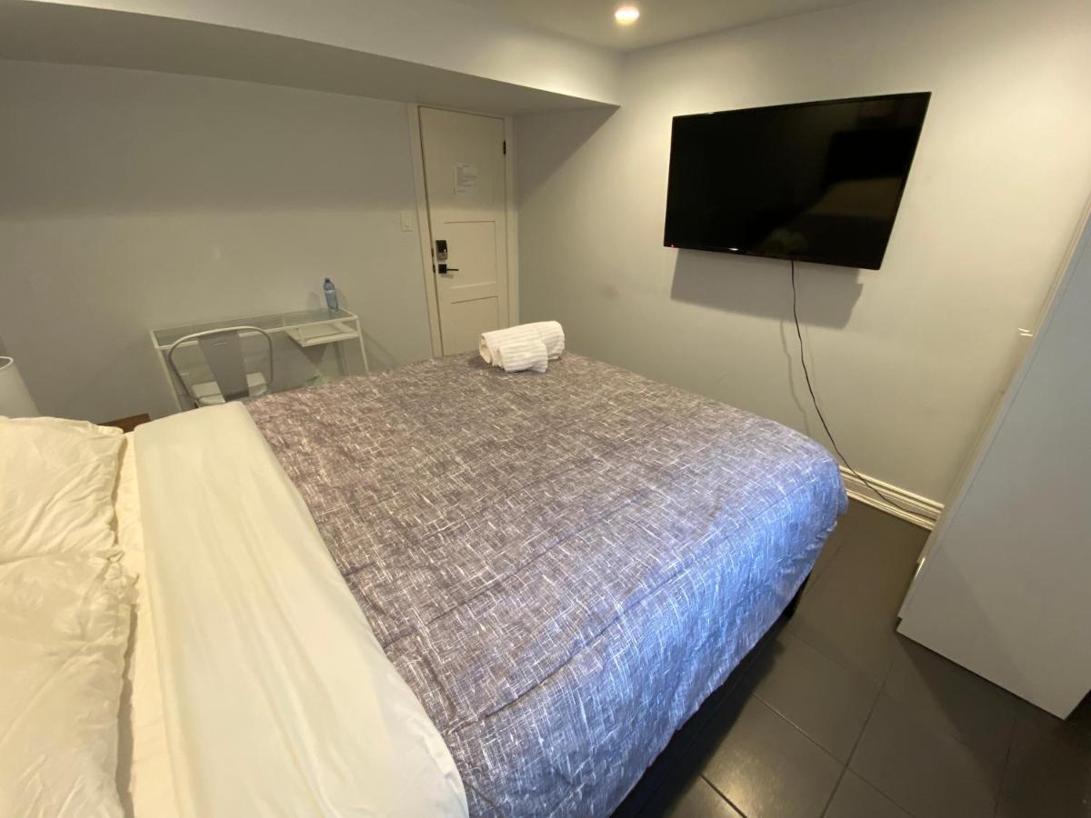 Yonge And Finch Subway !S Spacious And Modern Private Bd With Shared Bathroom Toronto Exteriör bild