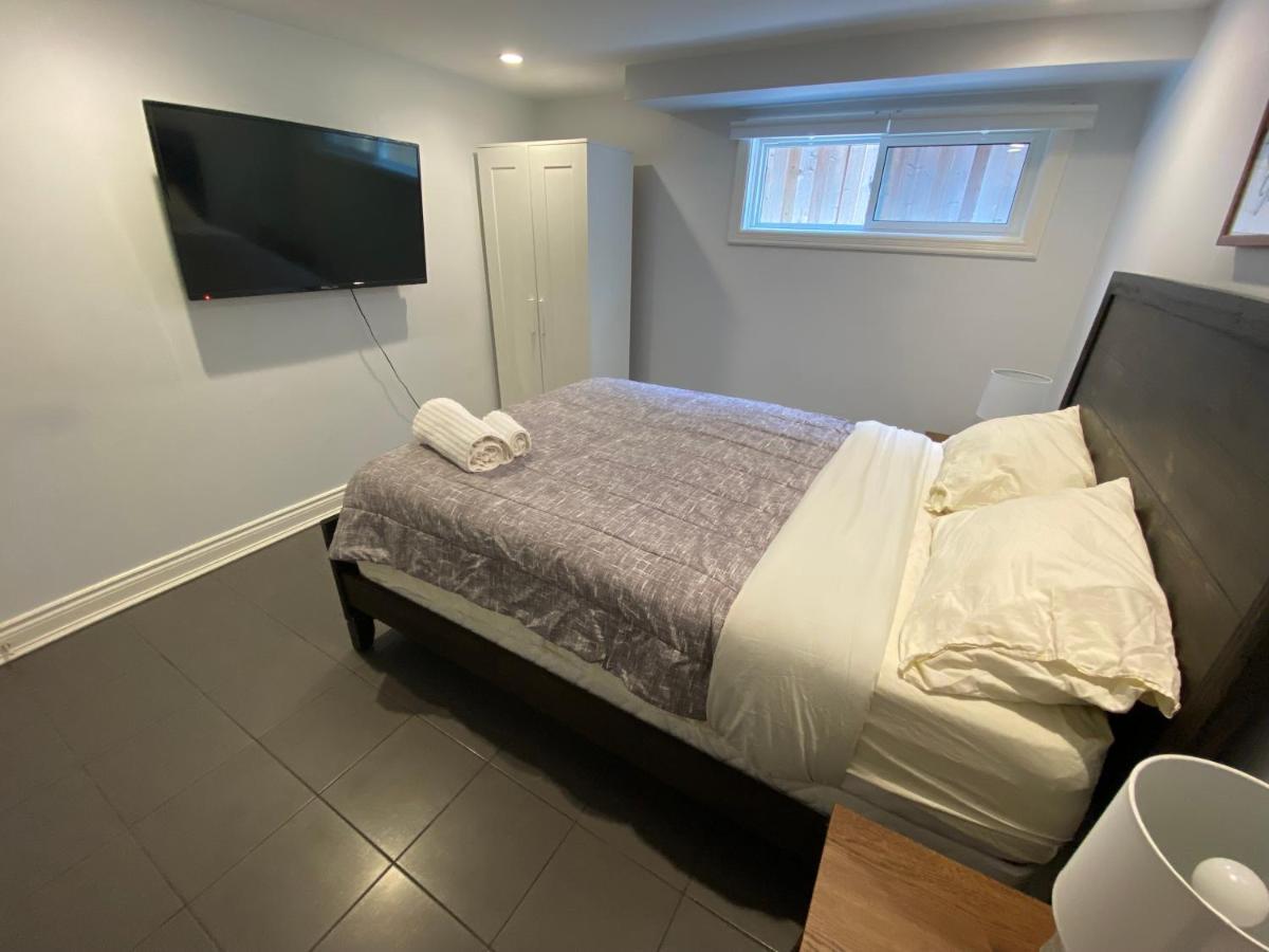 Yonge And Finch Subway !S Spacious And Modern Private Bd With Shared Bathroom Toronto Exteriör bild